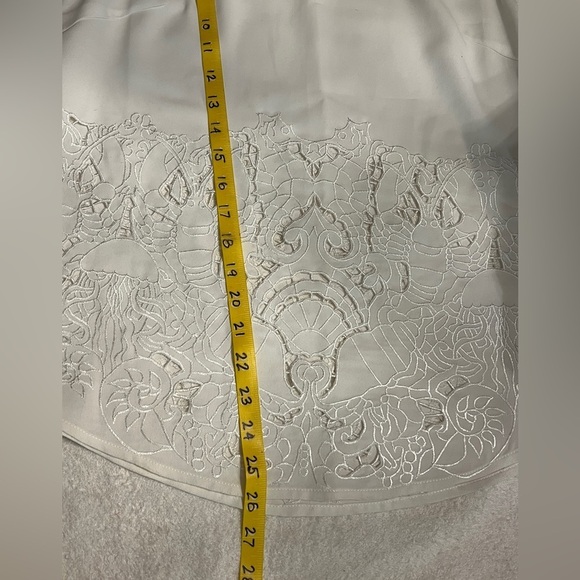 🛍️ White SUGARLIPS Cutout sleeveless blouse size S. - Picture 13 of 13